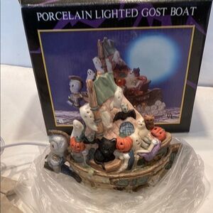 NWT & Vintage 1990s Porcelain Lighted “Gost” Boat